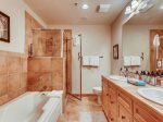 Bathroom 1 - 2 Bedroom - The Timbers - Keystone CO